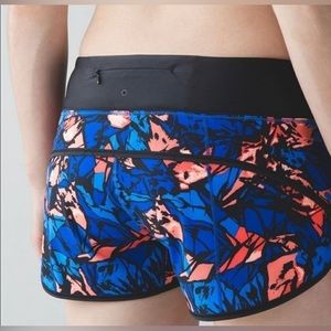 🍋LULULEMON Speed Shorts with Blue/Coral Multi Pattern